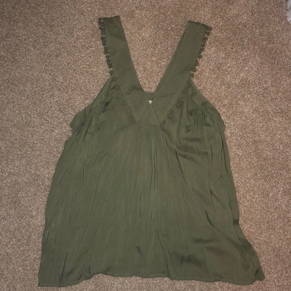 Loft Green Tank Top. Size M. like new!